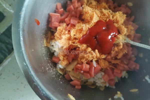 花朵午餐肉饭团的做法图解7