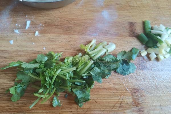 西红柿豆腐菌菇汤的做法图解4