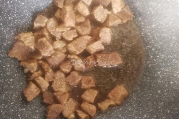 青椒炒牛肉的做法图解4