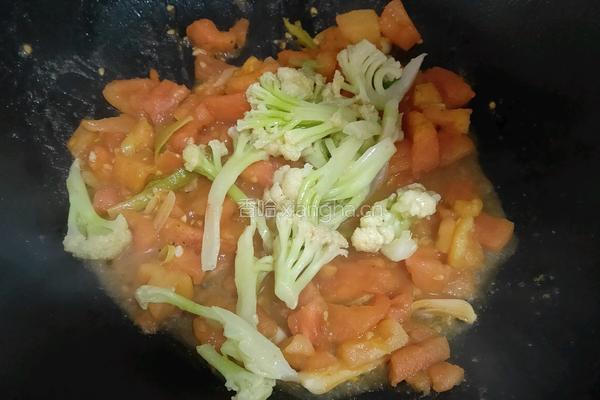 番茄炒花菜的做法图解4