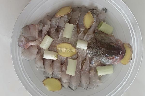 清蒸鲈鱼的做法图解8
