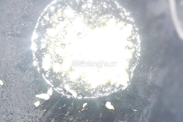 荷兰豆炒腊肠的做法图解6