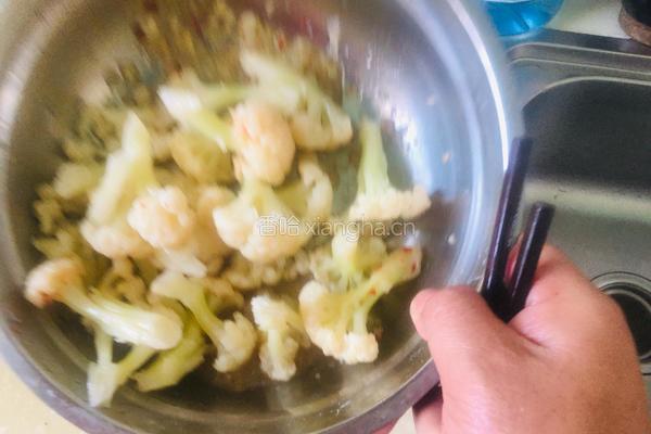 炝拌菜花的做法图解6