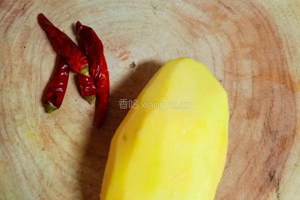 酸辣土豆丝的做法图解1