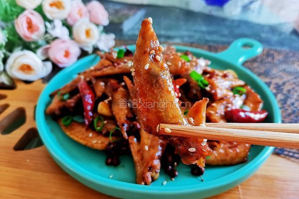 麻辣鸡翅尖的做法图解11