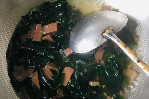 鸭血粉丝海菜汤的做法图解5