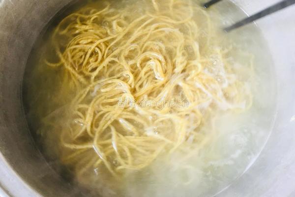 土豆番茄酱蒿籽面的做法图解8