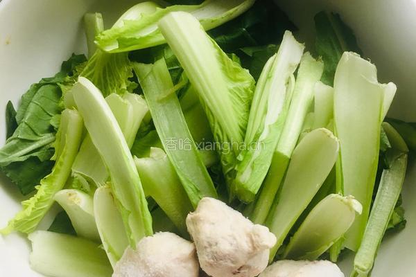 芥菜鱼丸汤的做法图解1