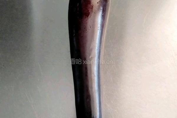 鱼香茄子的做法图解1