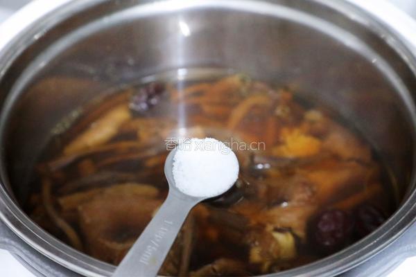 茶树菇炖鸡汤的做法图解10