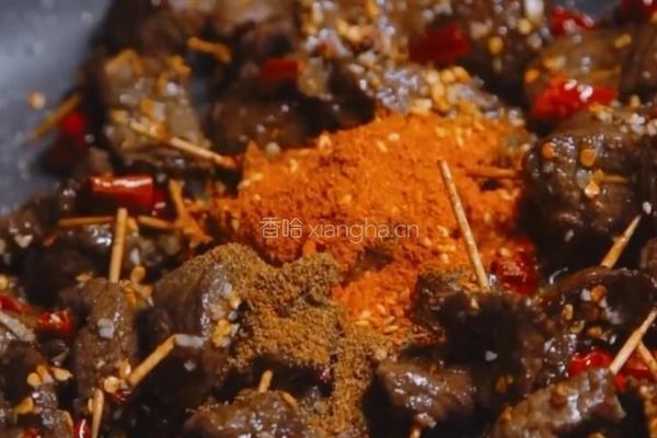 简单易做的牙签牛肉的做法图解9