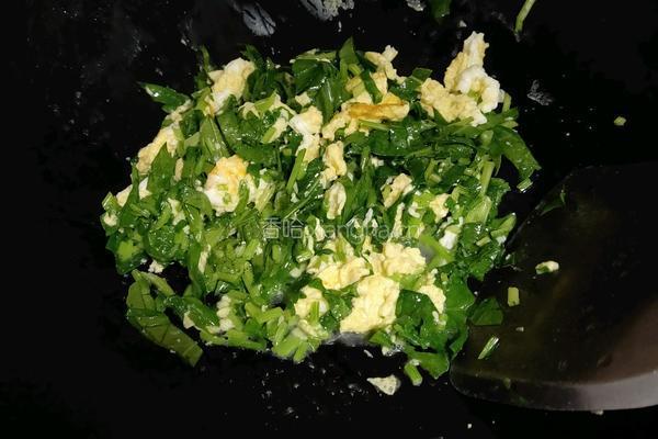 菠菜炒鸡蛋的做法图解4