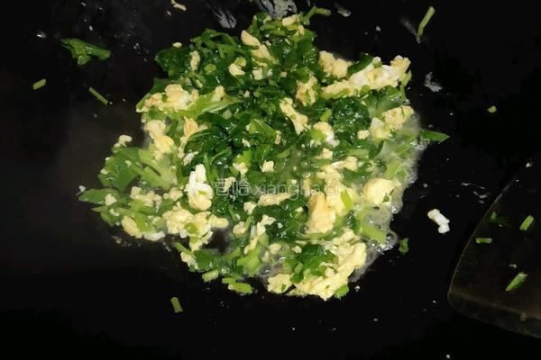 菠菜炒鸡蛋的做法图解6