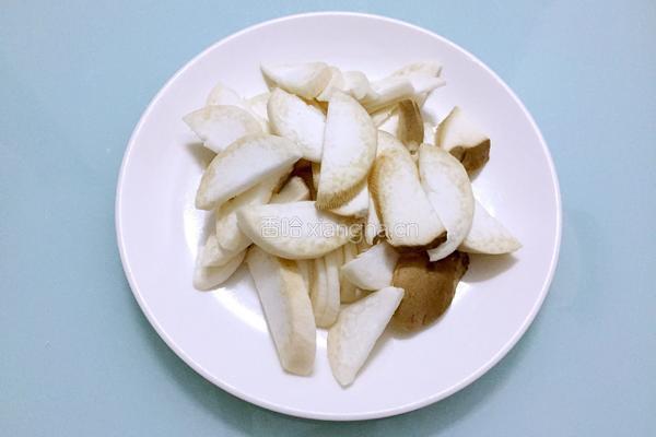 杏鲍菇炒肉片的做法图解3