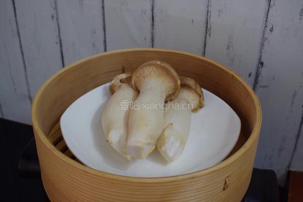 手撕杏鲍菇的做法图解2
