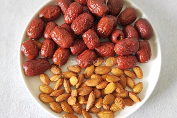 抹茶奶枣的做法图解1