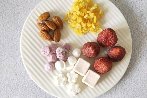网红奶枣抱抱果的做法图解1