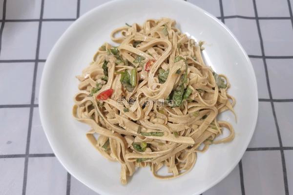 风味芝麻酱干豆腐丝的做法图解4