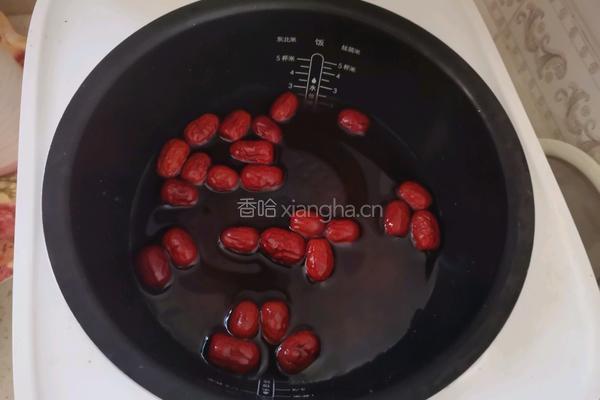 黑米红枣粥的做法图解5