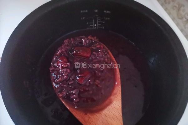 黑米红枣粥的做法图解6
