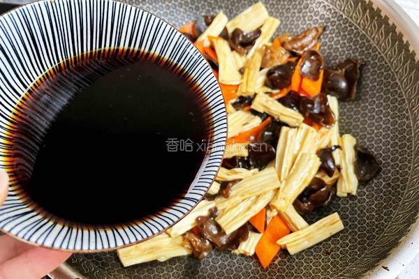 腐竹炒木耳的做法图解10