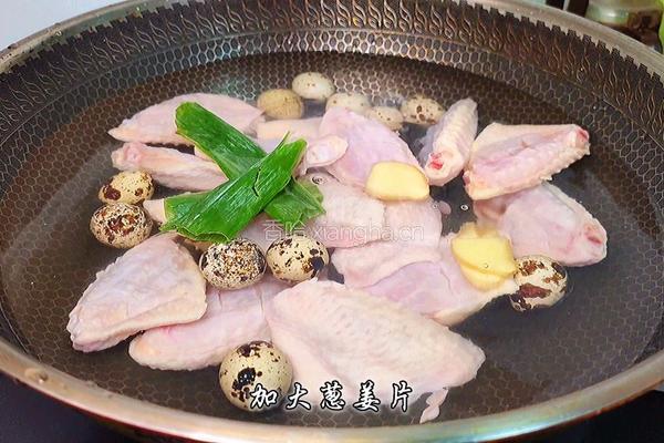 可乐鸡翅炖鹌鹑蛋的做法图解4