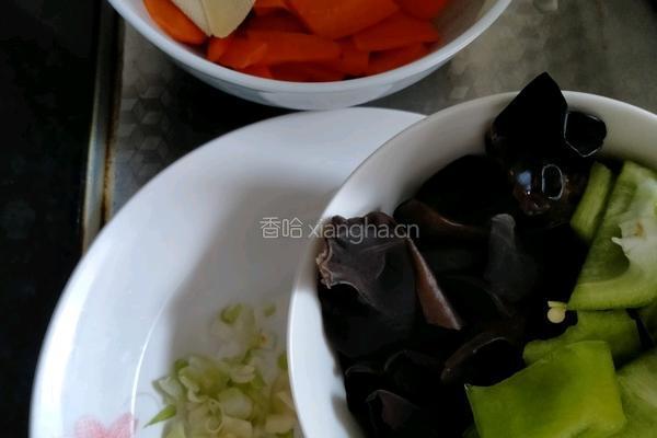 酱香豆腐皮的做法图解1