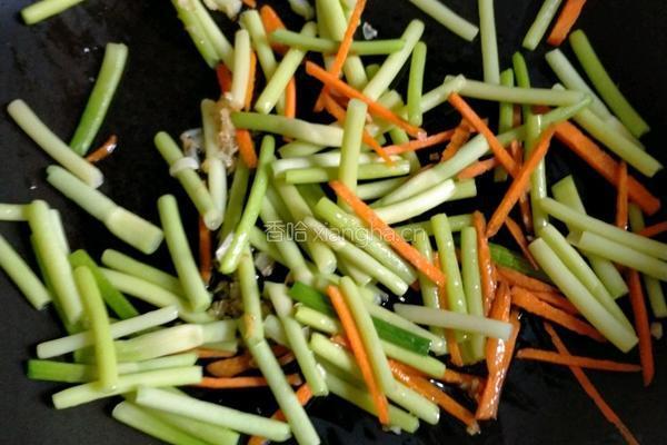 蒜苔炒肉丝的做法图解4