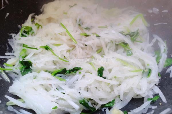 香菜萝卜丝的做法图解12
