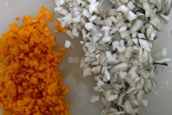 鸡蛋糯米卷的做法图解1