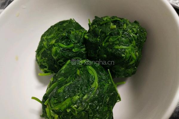 苜蓿鸡蛋饼的做法图解3