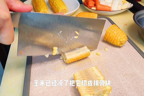 排骨炖玉米的做法图解10
