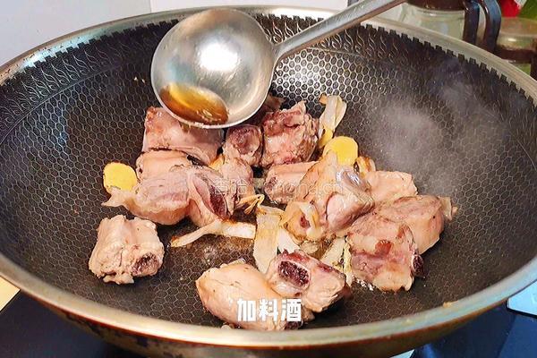 排骨炖玉米的做法图解13