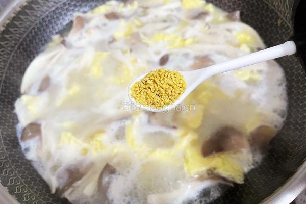 鸡蛋平菇汤的做法图解12