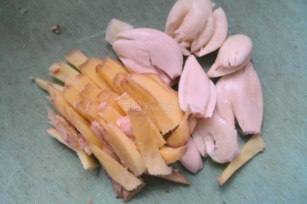 香菇木耳炖排骨的做法图解5