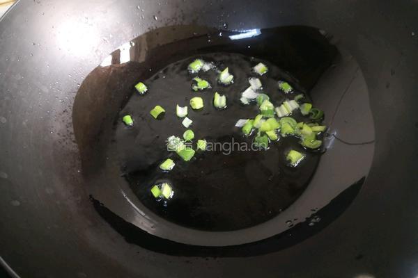 青椒胡萝卜炒土豆丝的做法图解5