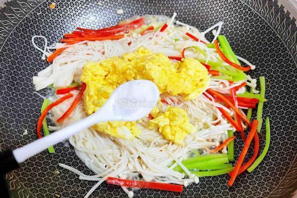 金针菇炒鸡蛋的做法图解11
