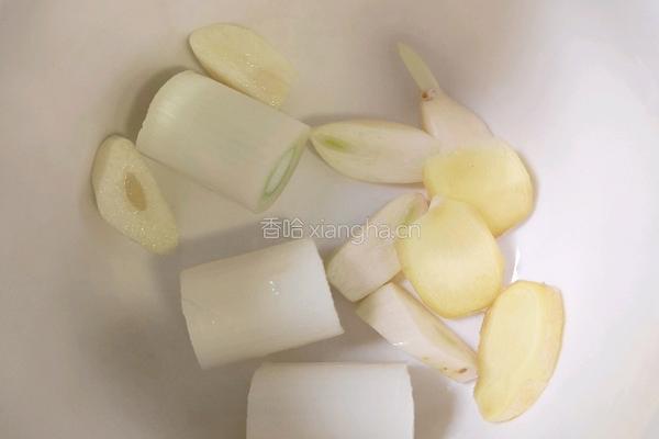 快手牛肉炖杂蔬的做法图解2