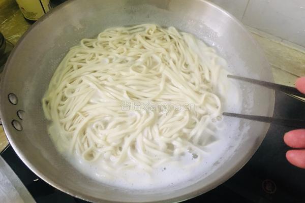 清汤牛腩面的做法图解2