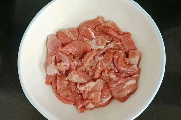 莲藕腐竹炒肉片的做法图解3