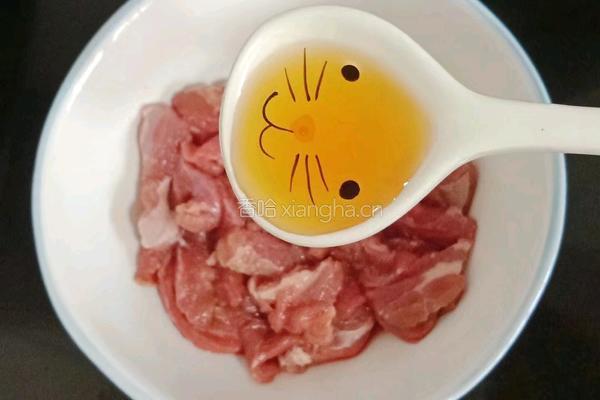 莲藕腐竹炒肉片的做法图解5