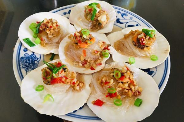 简版蒜蓉粉丝蒸扇贝的做法图解10