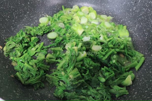 刺老芽炒蛋的做法图解10