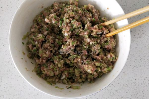 猪肉萝卜馅饺子的做法图解8