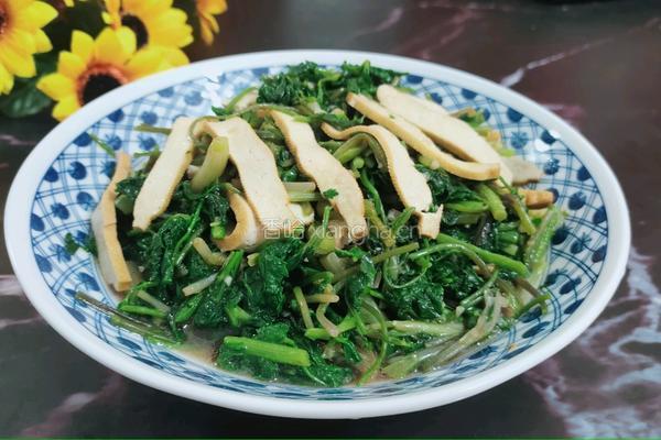 豆腐干丝炒野芹的做法图解9