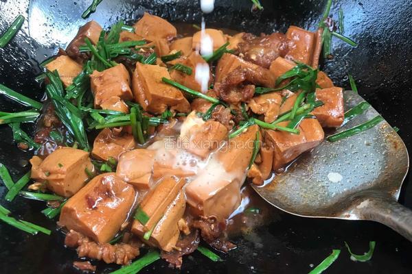 韭菜烧豆腐的做法图解13