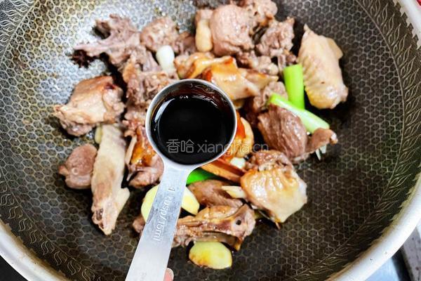 土豆焖鸭的做法图解10