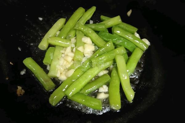 蒜泥炒豆角的做法图解6