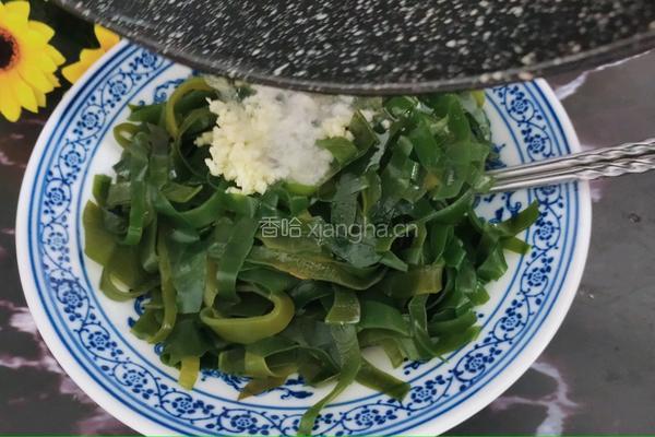 蒜香海带丝的做法图解5