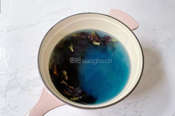 蝶豆花椰汁西米露的做法图解3